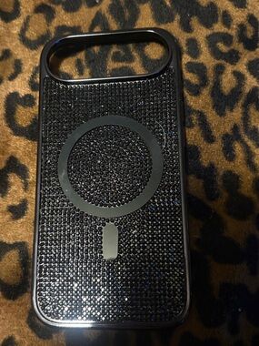 Apple air iPhone case magnetic